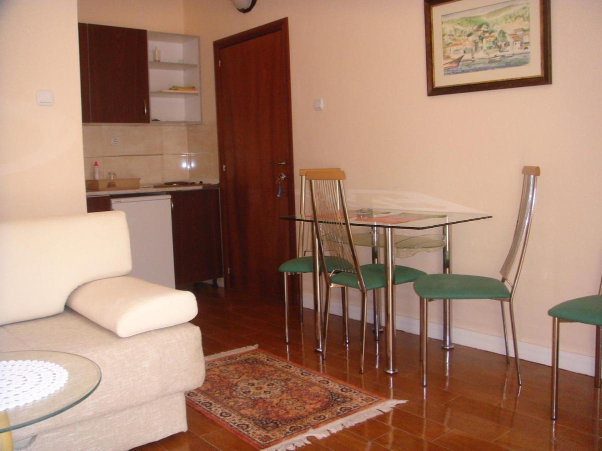 טיווט Apartments Grispolis מראה חיצוני תמונה