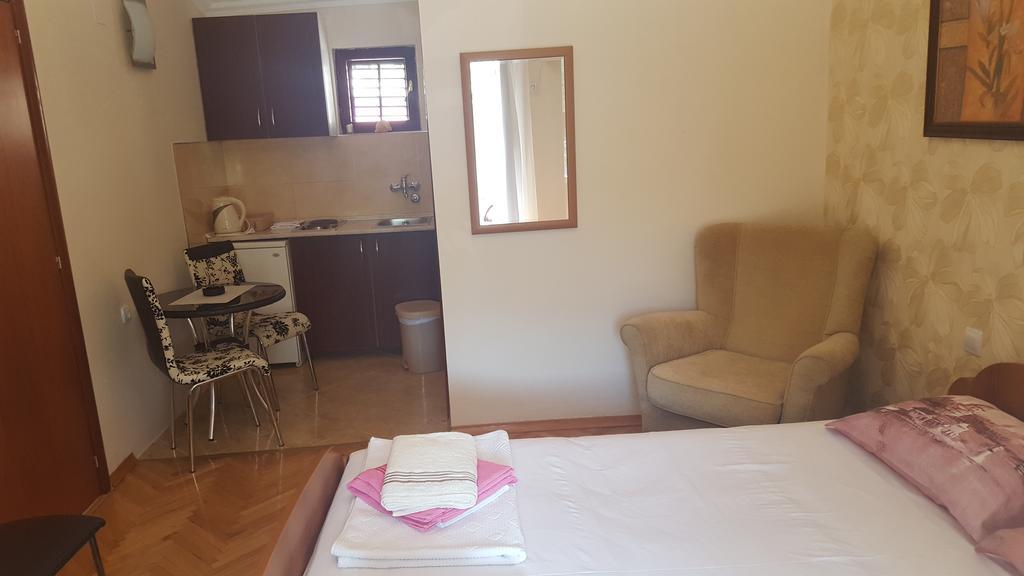 טיווט Apartments Grispolis מראה חיצוני תמונה